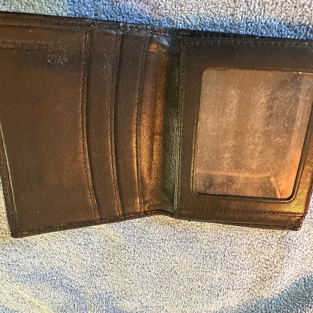 Used Ralph Lauren Leather Wallet - Picture 2 of 4